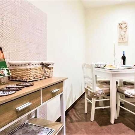 Charming Suite Cavour Heart Of Florence Florença Exterior foto