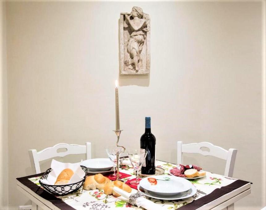 Charming Suite Cavour Heart Of Florence Florença Exterior foto