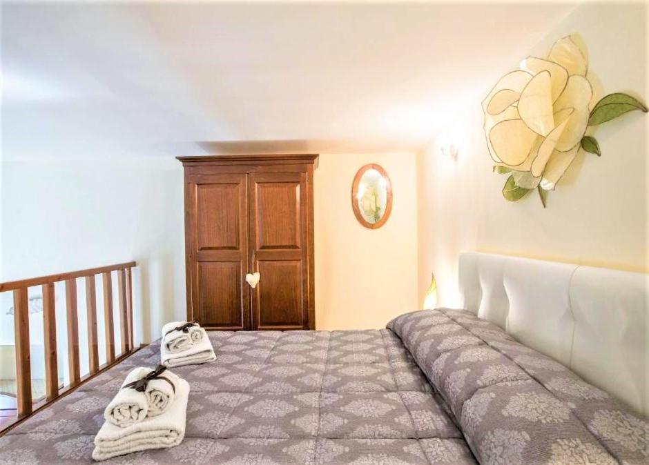 Charming Suite Cavour Heart Of Florence Florença Exterior foto