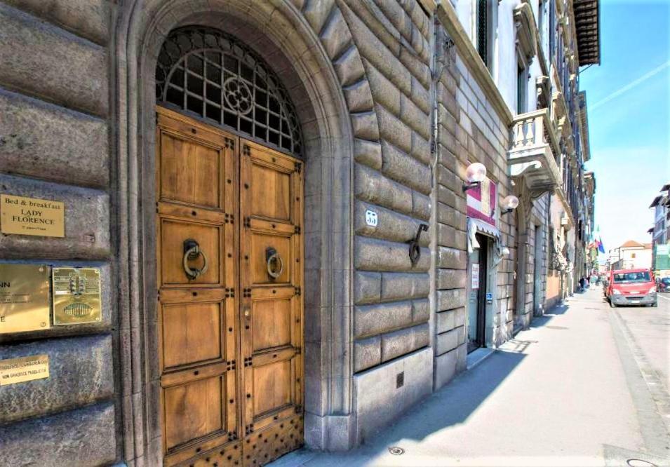 Charming Suite Cavour Heart Of Florence Florença Exterior foto