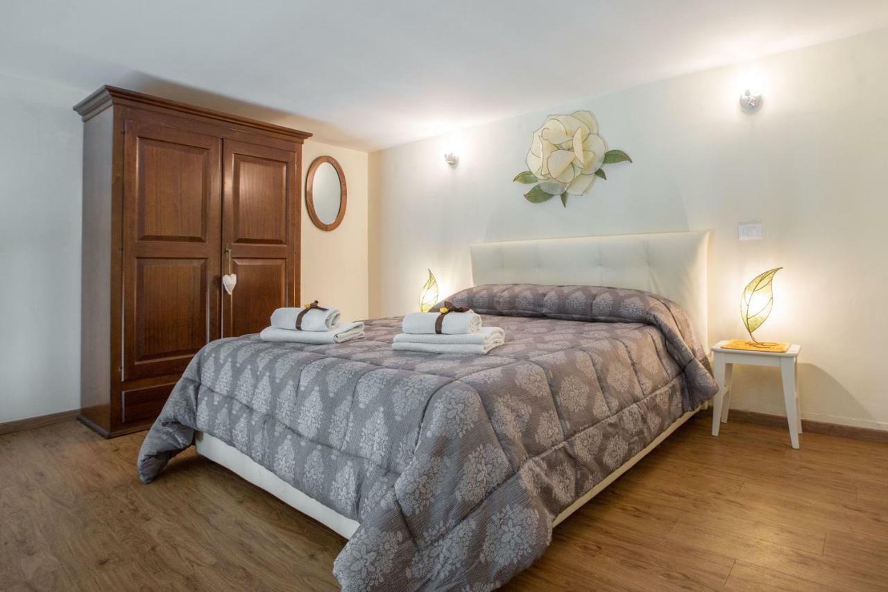 Charming Suite Cavour Heart Of Florence Florença Exterior foto