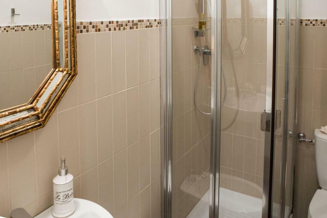 Charming Suite Cavour Heart Of Florence Florença Exterior foto
